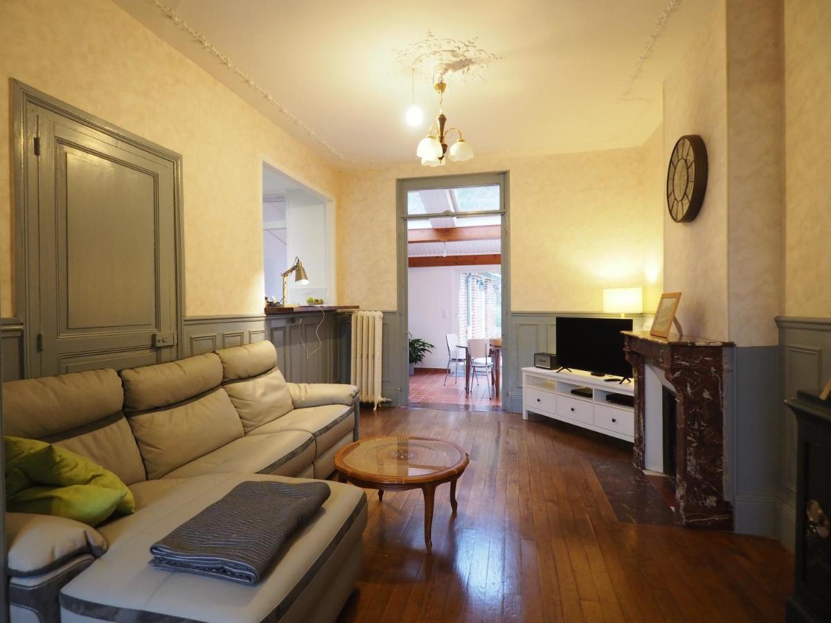 Вилла Elegant Bourgeoise Style House With Garden Лан Экстерьер фото